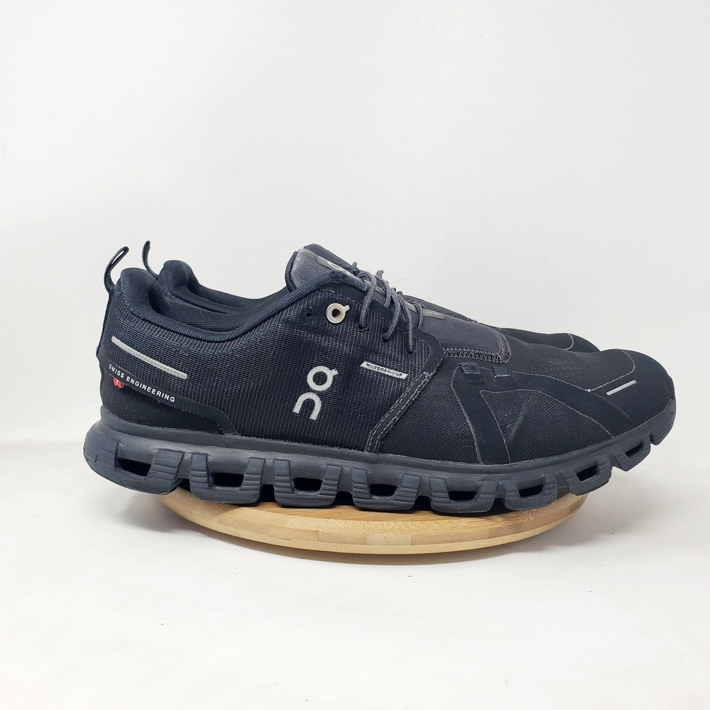 On Cloud 6 Running Shoes Mens 10.5 Black Waterproof Comfort Sneaker